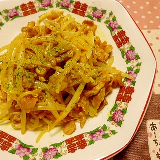 もやしと豚肉のカレー炒め